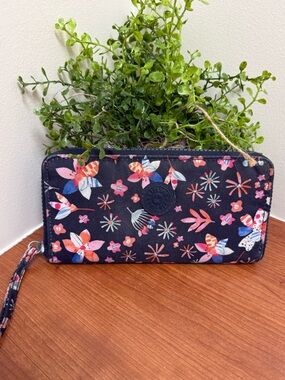 Kipling Alia Large Zip Around Wristlet Wallet Polyester Floral Print EUC